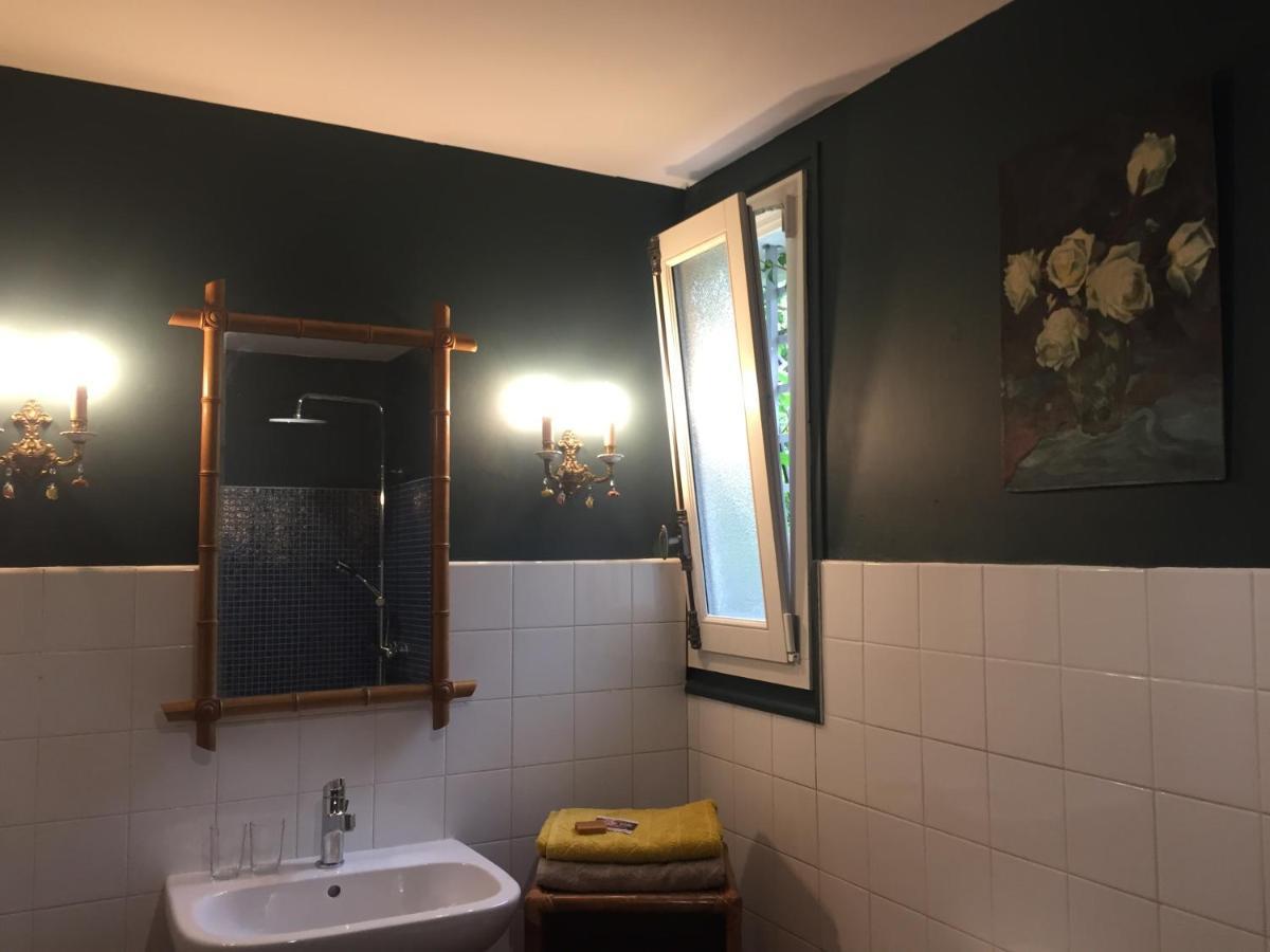 Bed and Breakfast DameChouette Pujols  Exterior foto