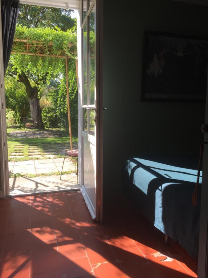 Bed and Breakfast DameChouette Pujols  Exterior foto