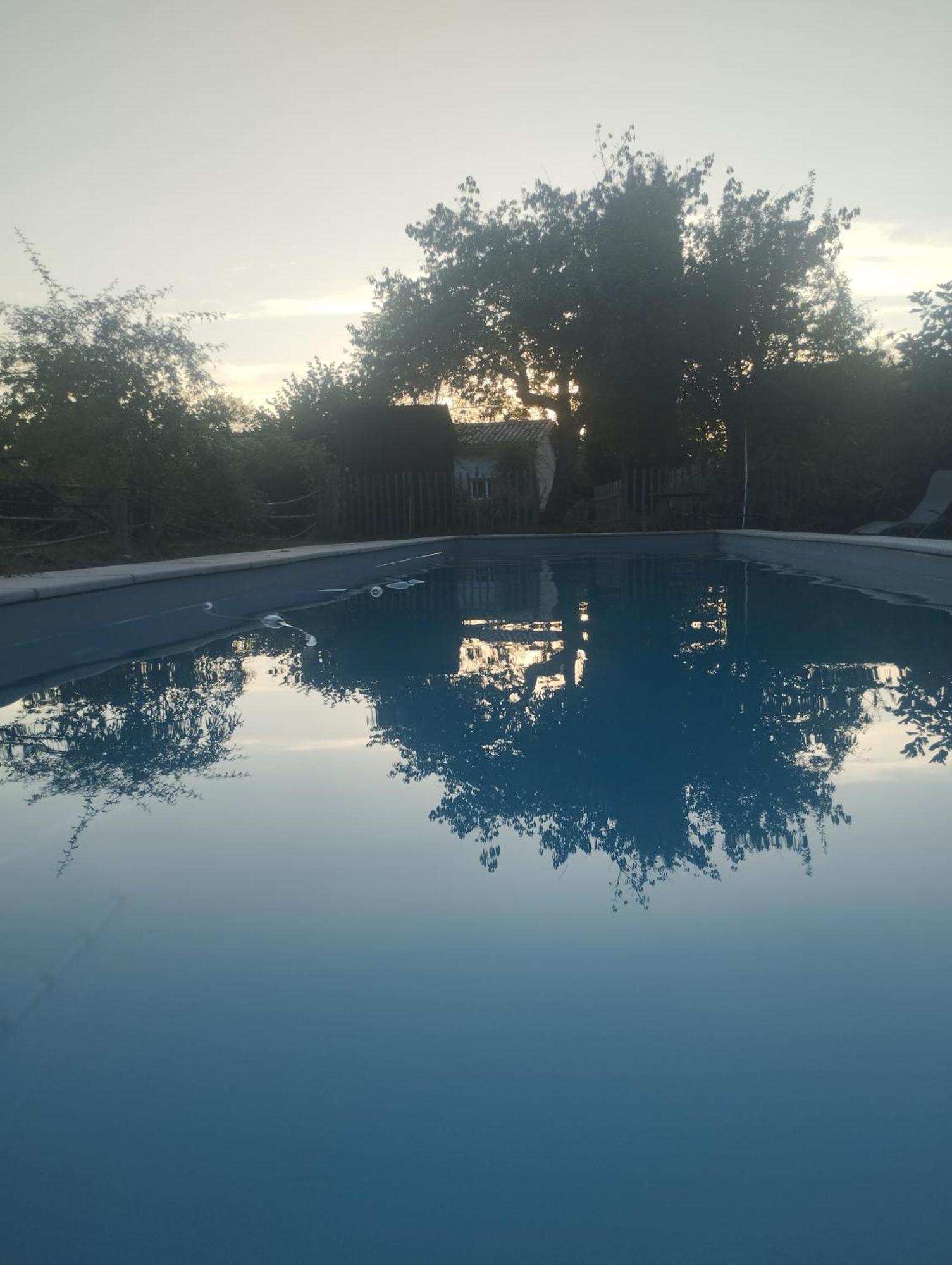 Bed and Breakfast DameChouette Pujols  Exterior foto